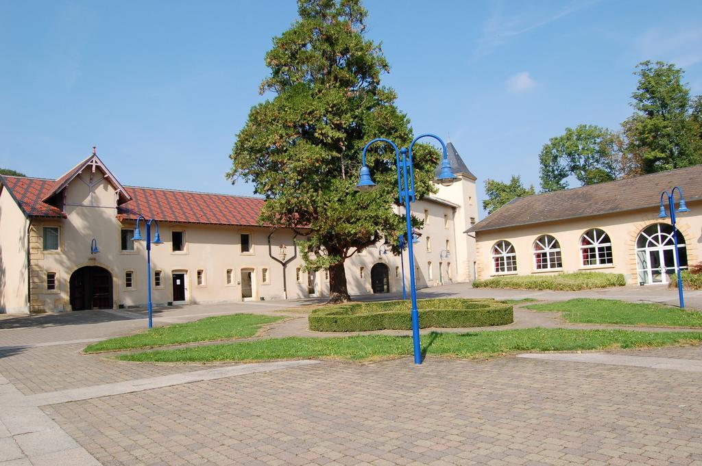 Hotel Domaine De Volkrange Algrange Habitación foto